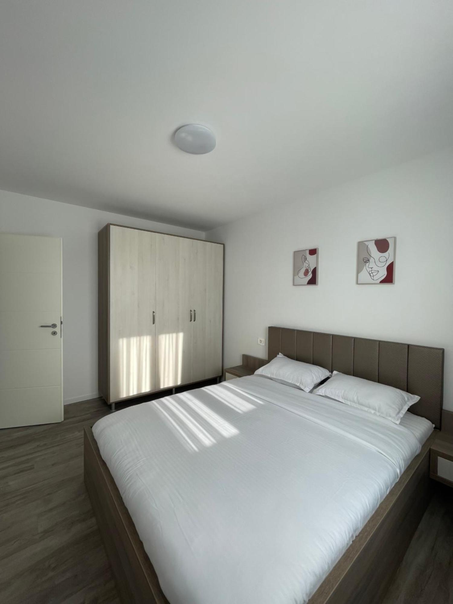 Comfort & Luxury Apartaments Pnmresidence Timişoara Buitenkant foto
